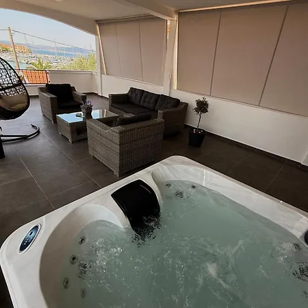 Leona & Doris Bibinje