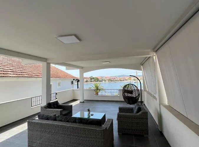 شقة Leona & Doris