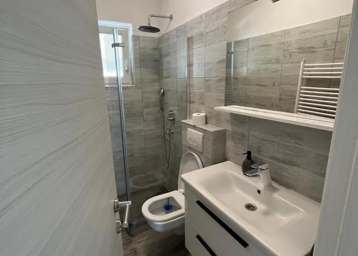 شقة Leona & Doris بيبينيا